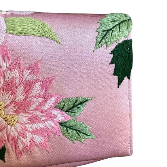 Women's Dolce Vita Pink Satin Embroidered Floral Flap Clutch Wedding Cocktail - Picture 3 of 12